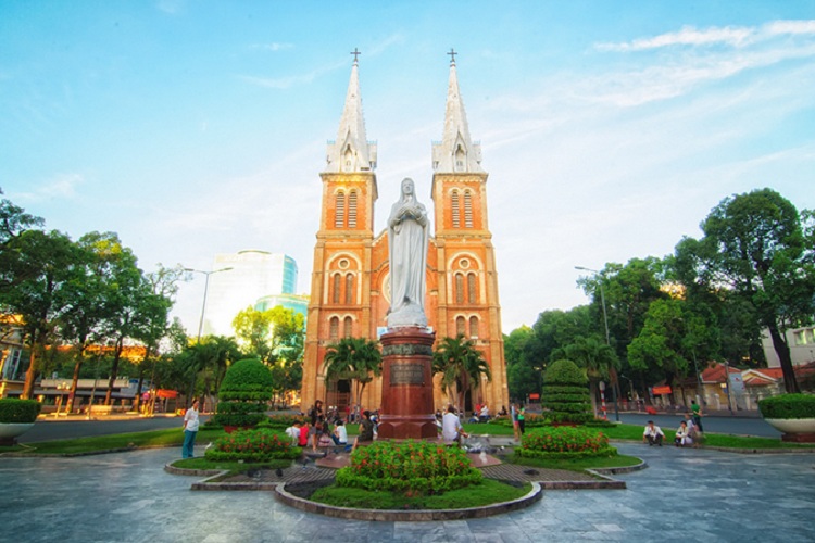Nhà thờ Đức Bà là 1 trong những kiến trúc độc đáo nhất Sài Gòn hiện nay