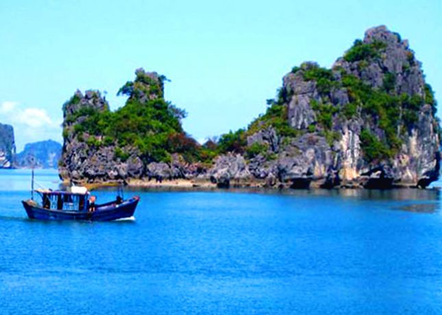 Đảo Bồ Hòn tại Vịnh Hạ Long Quảng Ninh