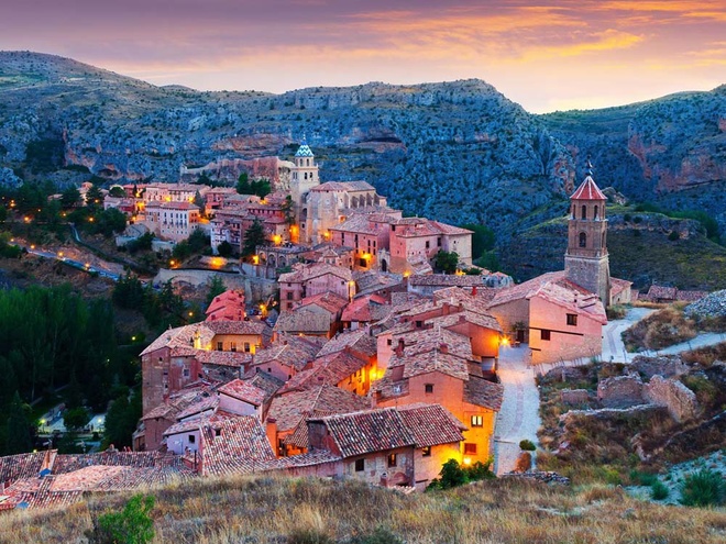 Albarracín sits perched high on a mountaintop above the Río Guadalaviar in the Spanish province of Teruel