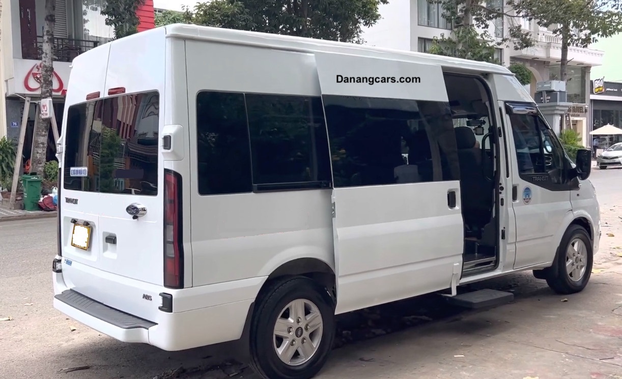 dịch vụ cho thuê xe Ford Transit tại Đà Nẵng Cars