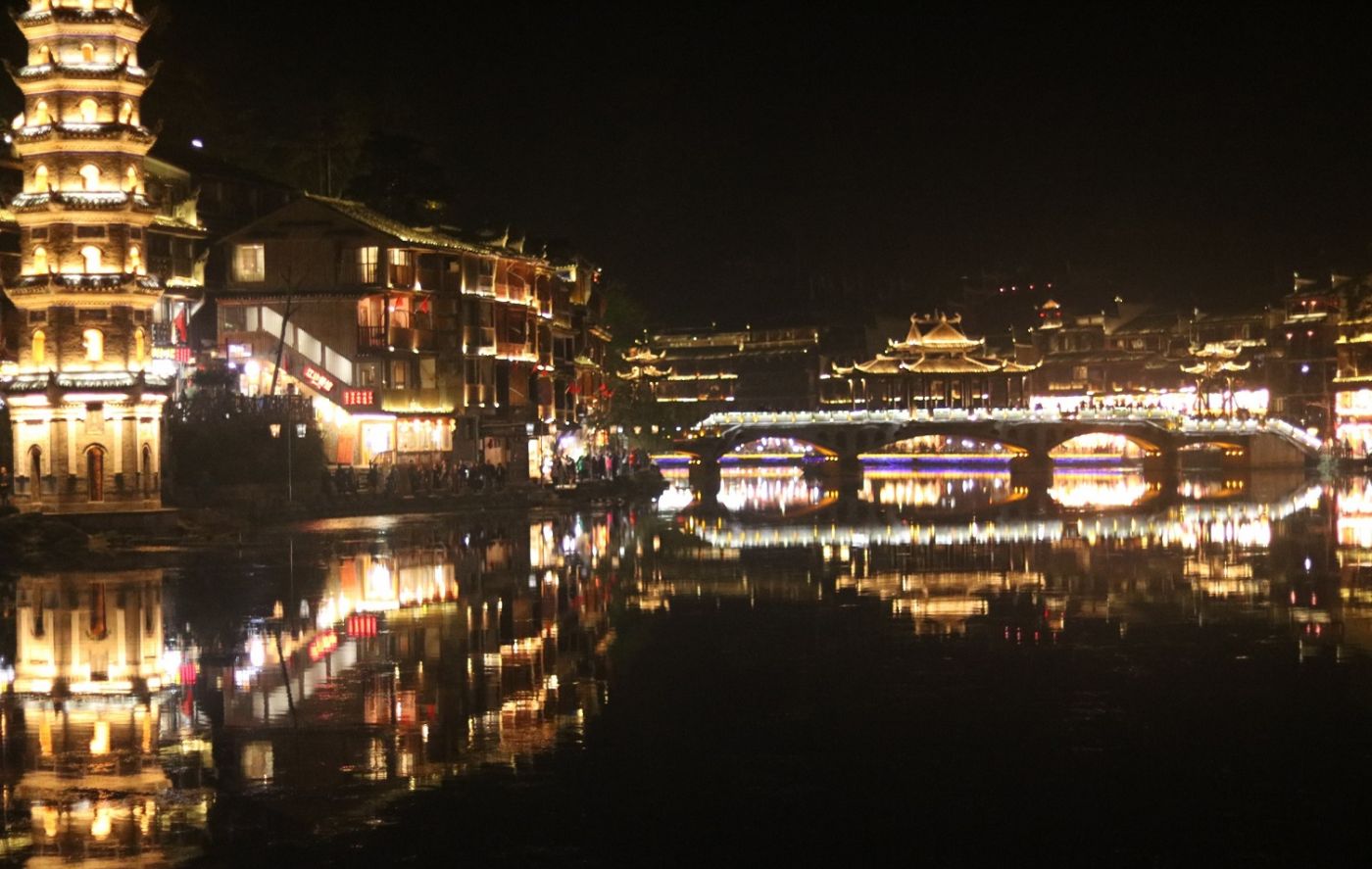 Du lịch Trung Quốc PHượng hoàng cổ trấn, cam nang du lich trung quoc