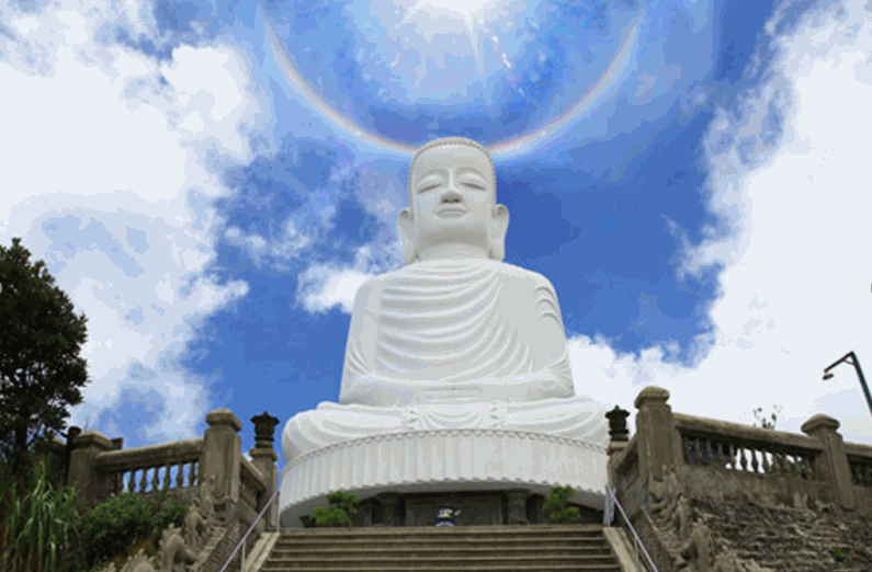 Tượng Phật Thích Ca - Giới thiệu về Bà Nà Hill